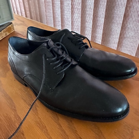Size 8 M cole Haan oxfords - Picture 2 of 8